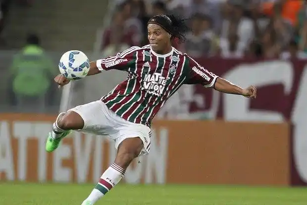 谁都不愿在 谁都不愿在